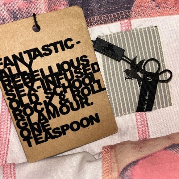 One Teaspoon Printed Skinny Stretchy Jegging Pant(Size Small) - Picture 9 of 10